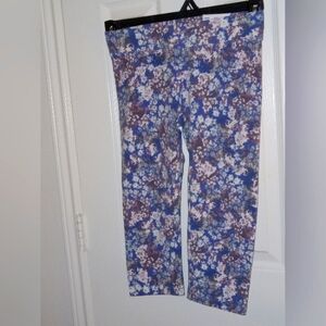 Sonoma Mid Rise Cropped Legging